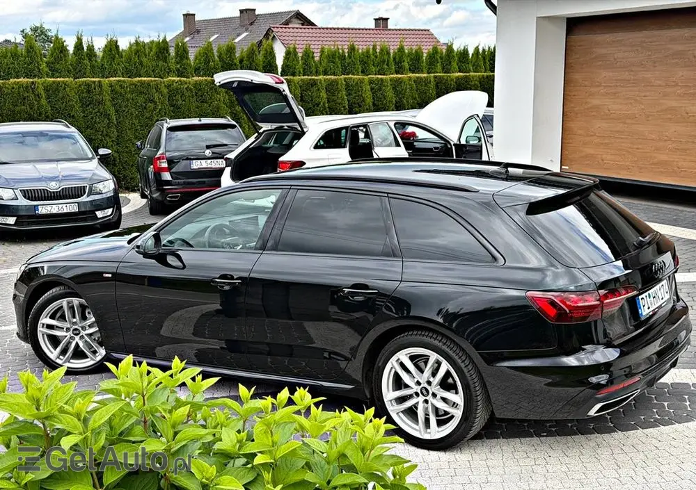 AUDI A4 Avant 40 TDI S tronic advanced