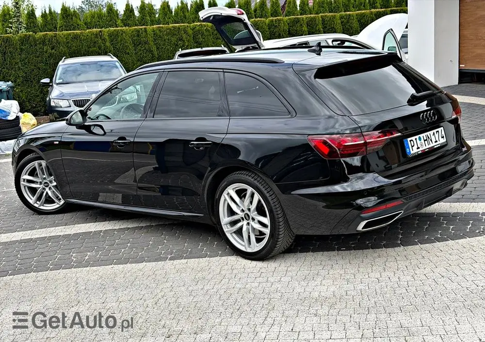 AUDI A4 Avant 40 TDI S tronic advanced