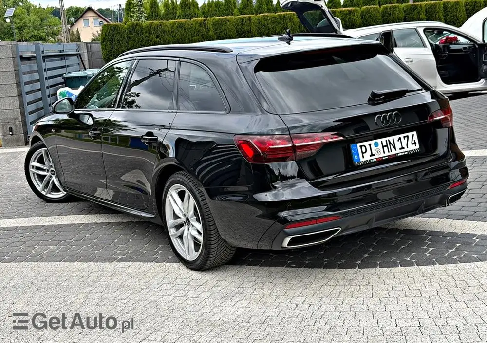AUDI A4 Avant 40 TDI S tronic advanced