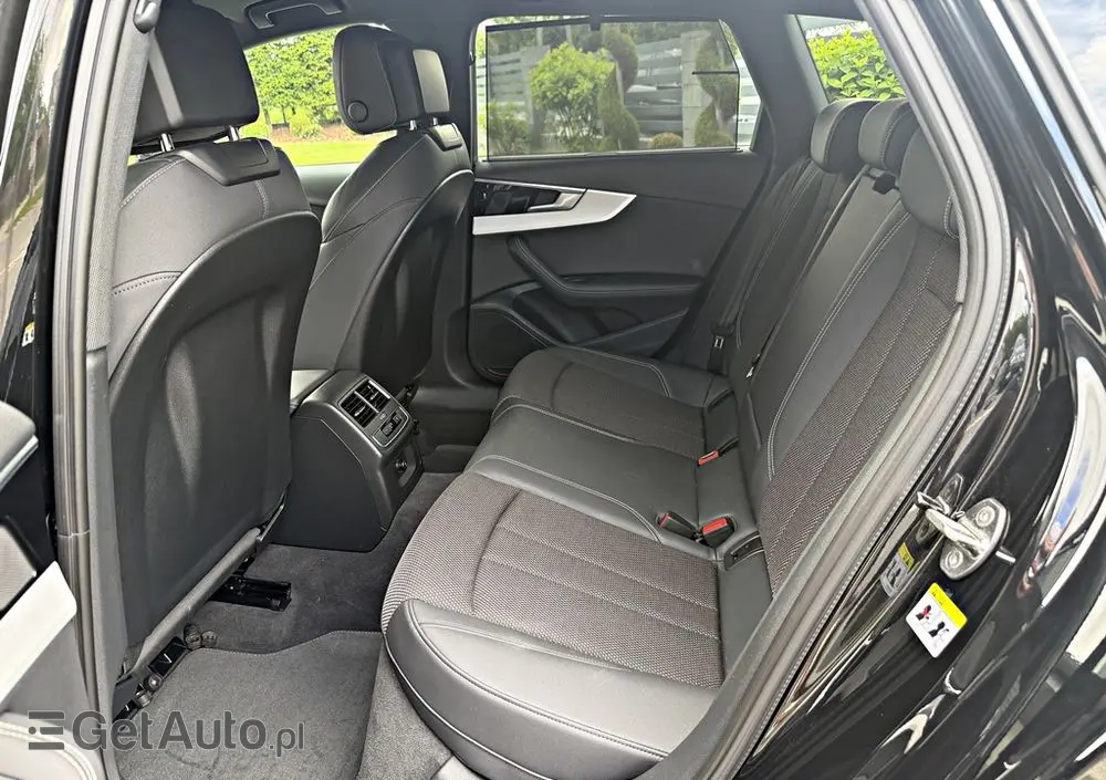 AUDI A4 Avant 40 TDI S tronic advanced