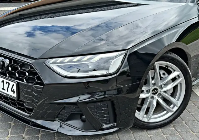 AUDI A4 Avant 40 TDI S tronic advanced