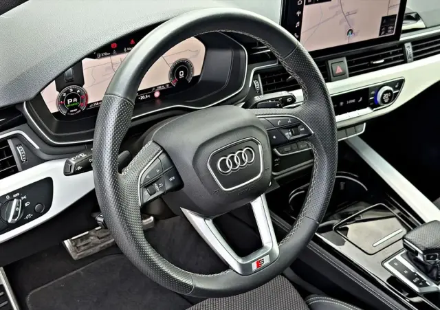 AUDI A4 Avant 40 TDI S tronic advanced