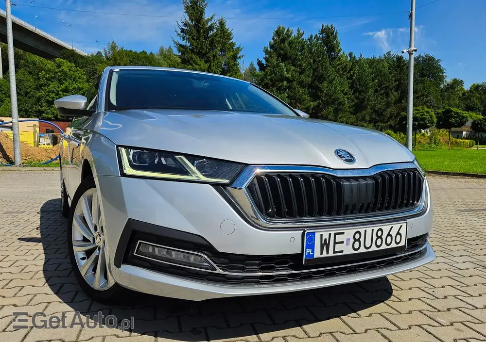 SKODA Octavia 2.0 TSI 4x4 Style DSG