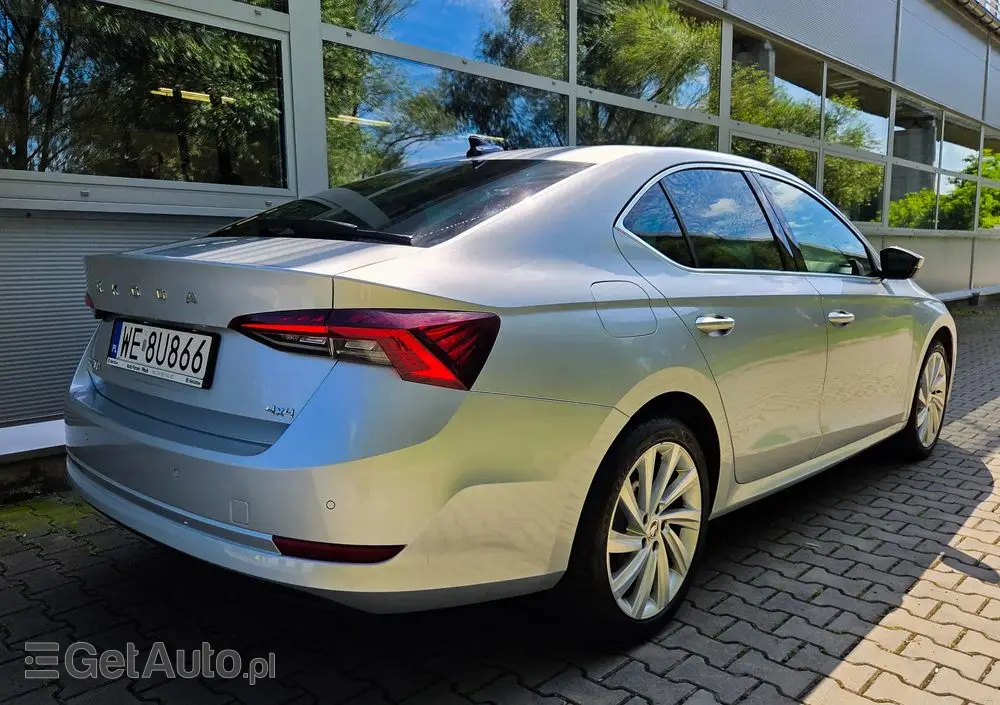 SKODA Octavia 2.0 TSI 4x4 Style DSG