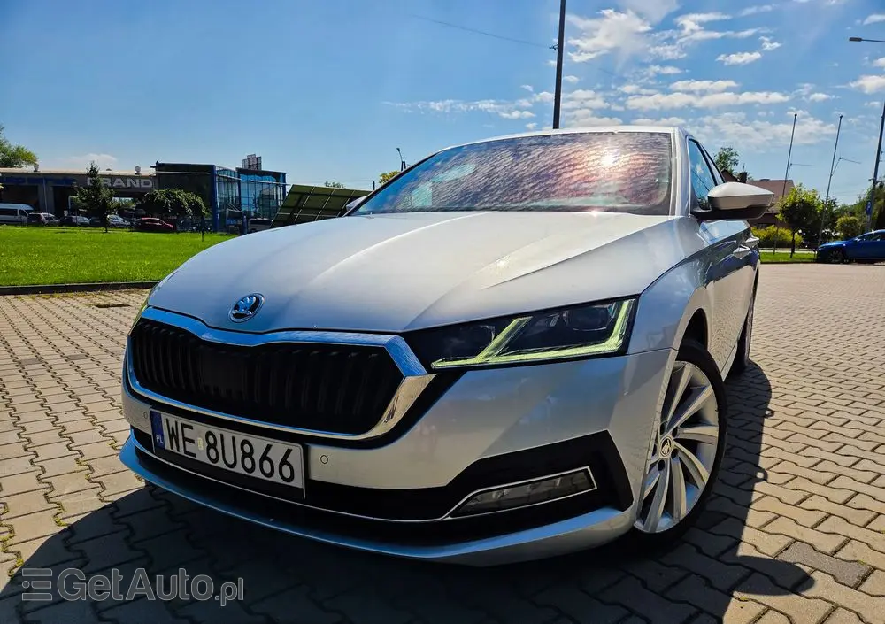 SKODA Octavia 2.0 TSI 4x4 Style DSG