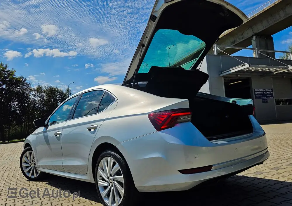 SKODA Octavia 2.0 TSI 4x4 Style DSG