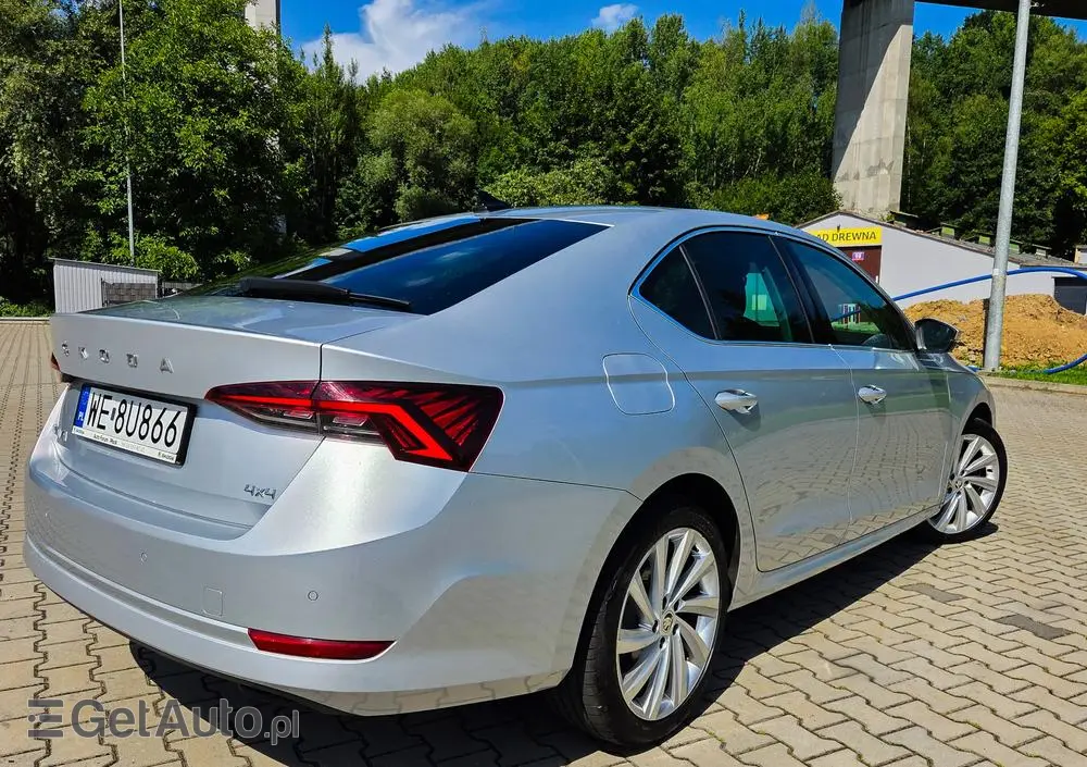 SKODA Octavia 2.0 TSI 4x4 Style DSG