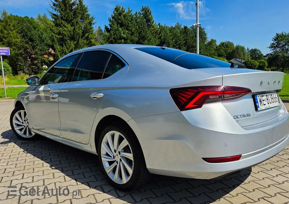 SKODA Octavia 2.0 TSI 4x4 Style DSG