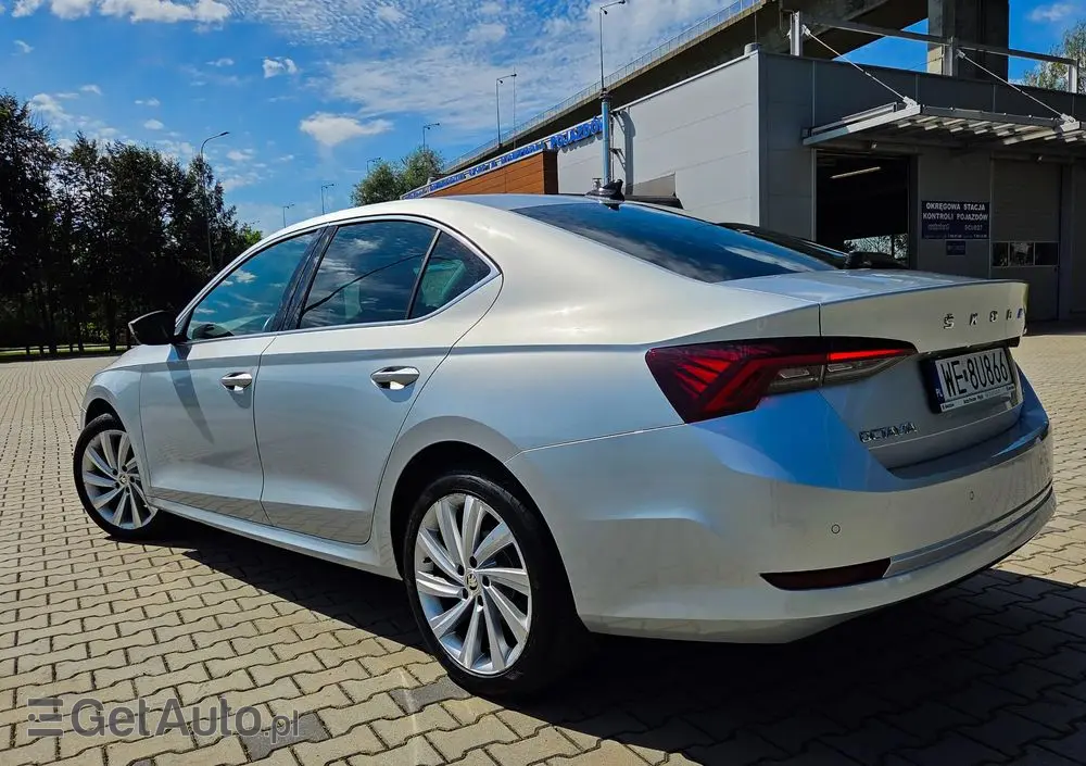 SKODA Octavia 2.0 TSI 4x4 Style DSG