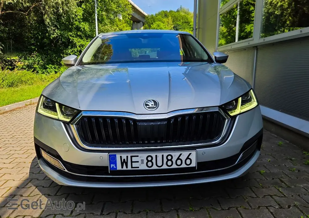 SKODA Octavia 2.0 TSI 4x4 Style DSG