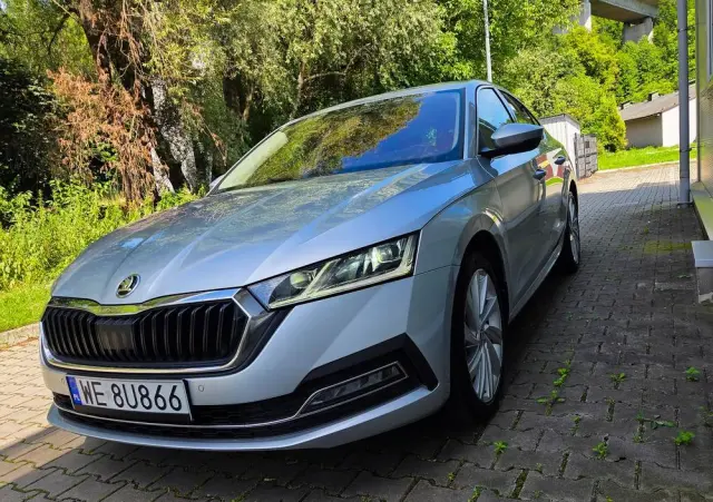 SKODA Octavia 2.0 TSI 4x4 Style DSG