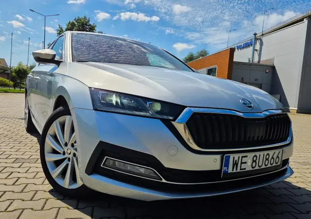 SKODA Octavia 2.0 TSI 4x4 Style DSG
