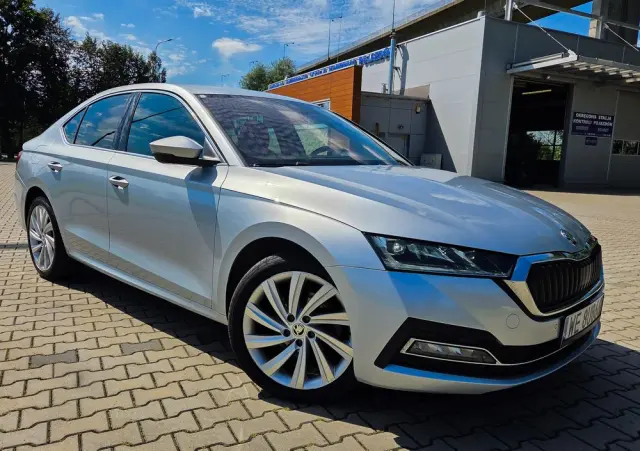 SKODA Octavia 2.0 TSI 4x4 Style DSG
