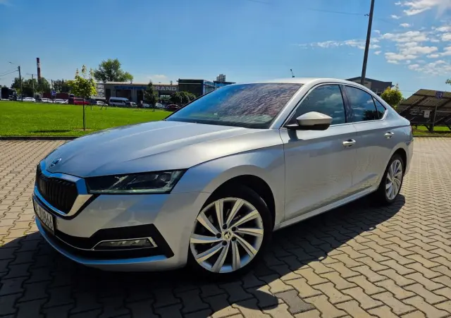 SKODA Octavia 2.0 TSI 4x4 Style DSG