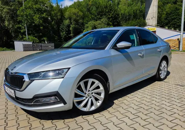 SKODA Octavia 2.0 TSI 4x4 Style DSG