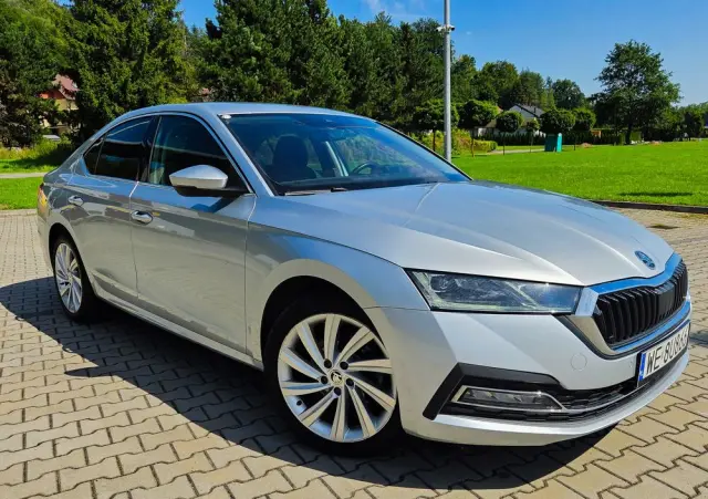 SKODA Octavia 2.0 TSI 4x4 Style DSG
