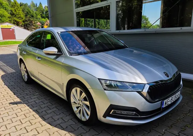 SKODA Octavia 2.0 TSI 4x4 Style DSG