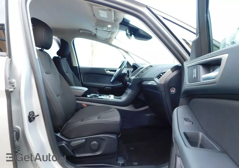 FORD S-Max 2.0 TDCi Titanium PowerShift