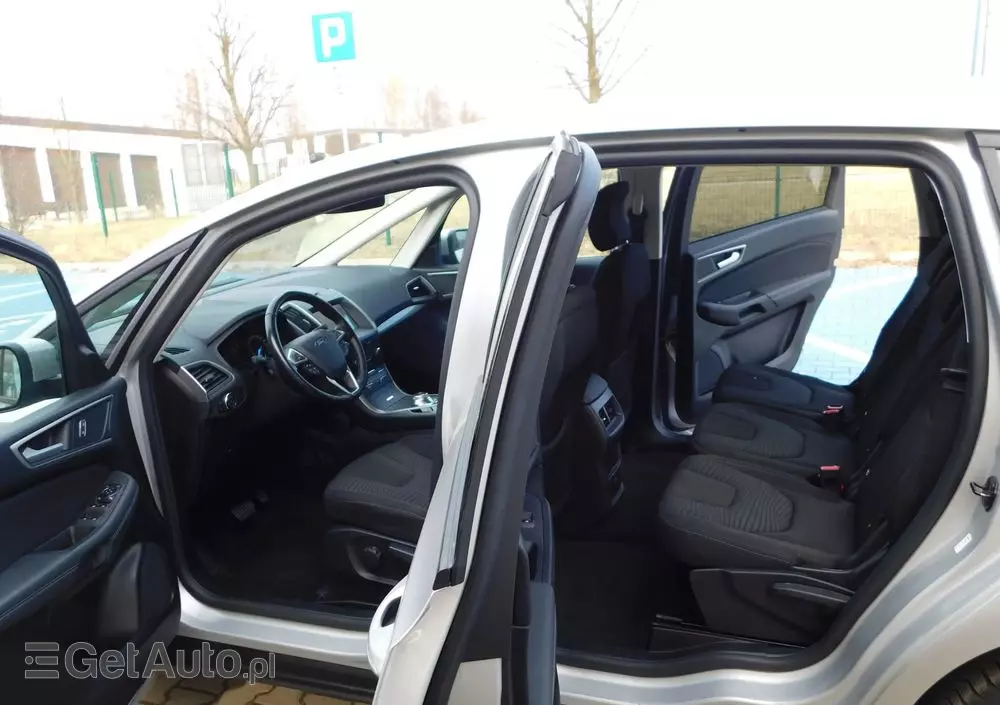 FORD S-Max 2.0 TDCi Titanium PowerShift