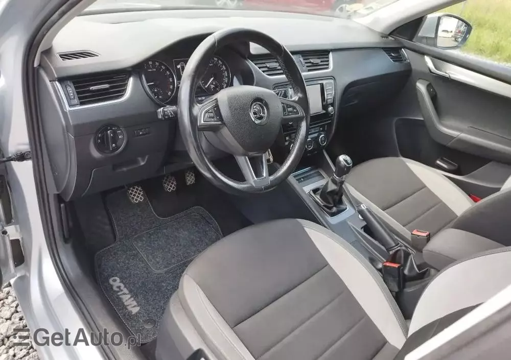 SKODA Octavia 1.6 TDI Edition