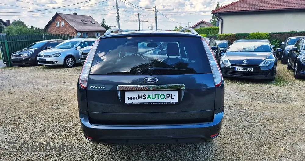FORD Focus 1.6 16V Titanium