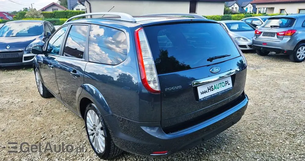 FORD Focus 1.6 16V Titanium