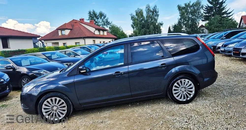 FORD Focus 1.6 16V Titanium