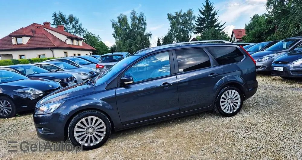 FORD Focus 1.6 16V Titanium