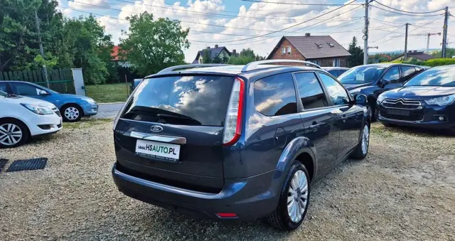 FORD Focus 1.6 16V Titanium