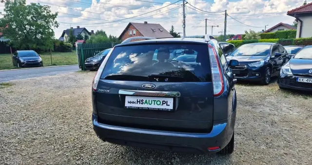 FORD Focus 1.6 16V Titanium