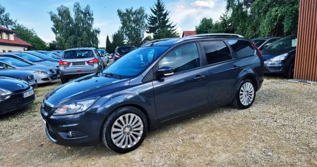 FORD Focus 1.6 16V Titanium