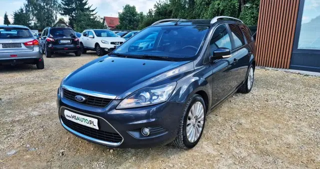FORD Focus 1.6 16V Titanium