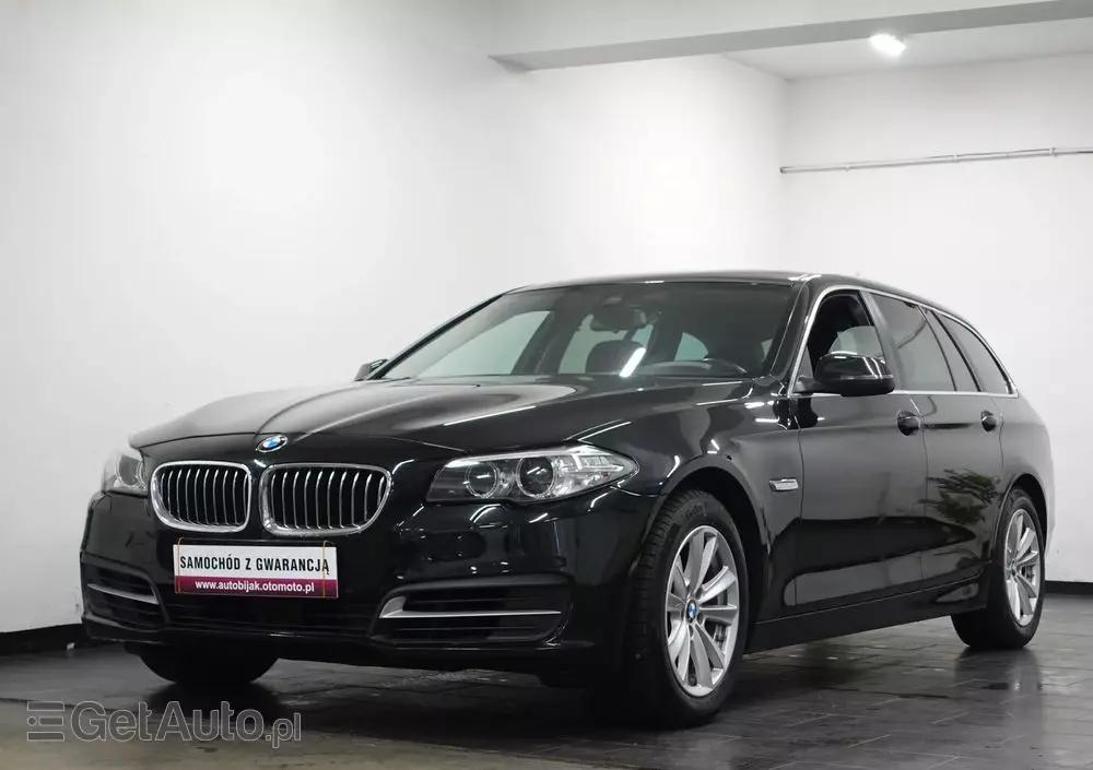 BMW Seria 5 520d xDrive Touring
