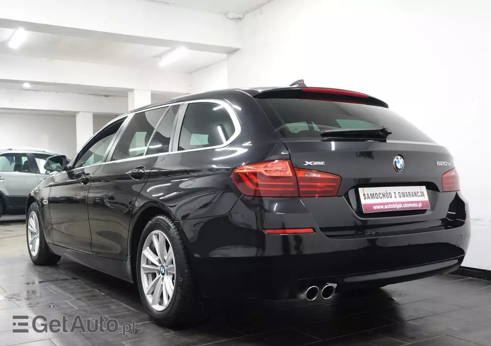 BMW Seria 5 520d xDrive Touring