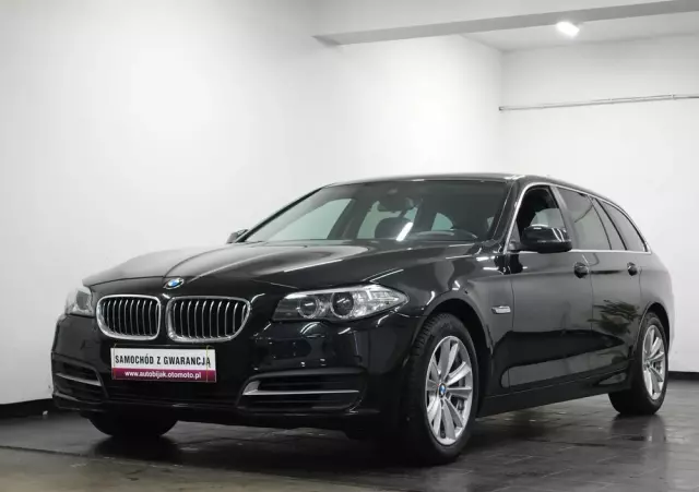 BMW Seria 5 520d xDrive Touring