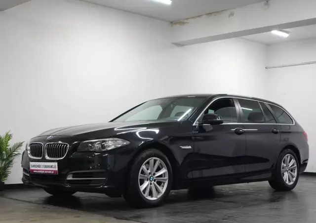 BMW Seria 5 520d xDrive Touring