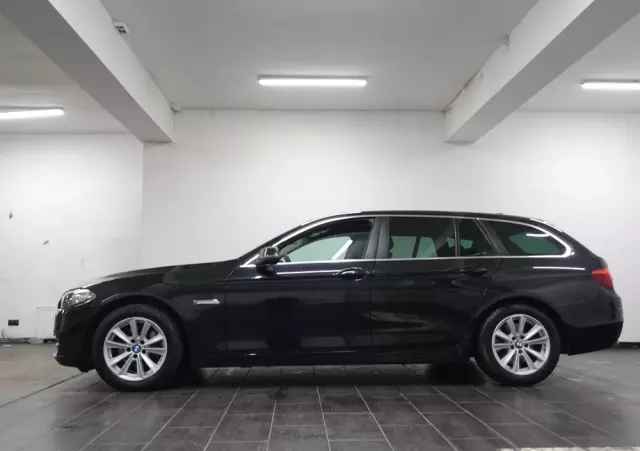 BMW Seria 5 520d xDrive Touring