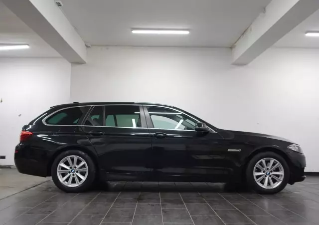 BMW Seria 5 520d xDrive Touring