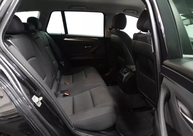 BMW Seria 5 520d xDrive Touring