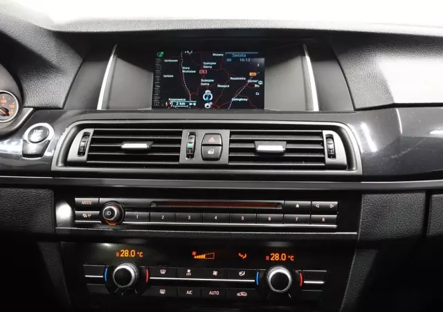 BMW Seria 5 520d xDrive Touring