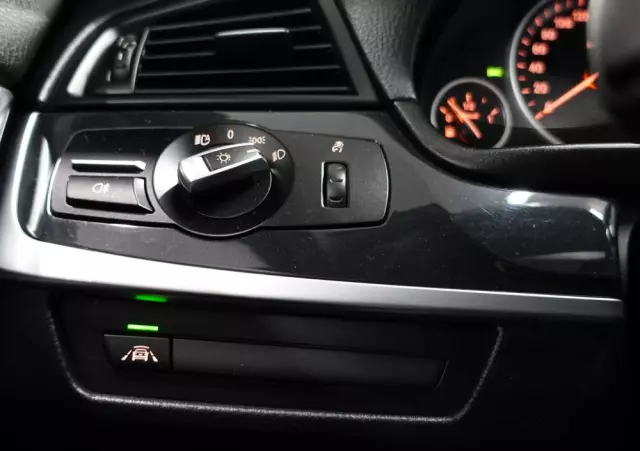 BMW Seria 5 520d xDrive Touring