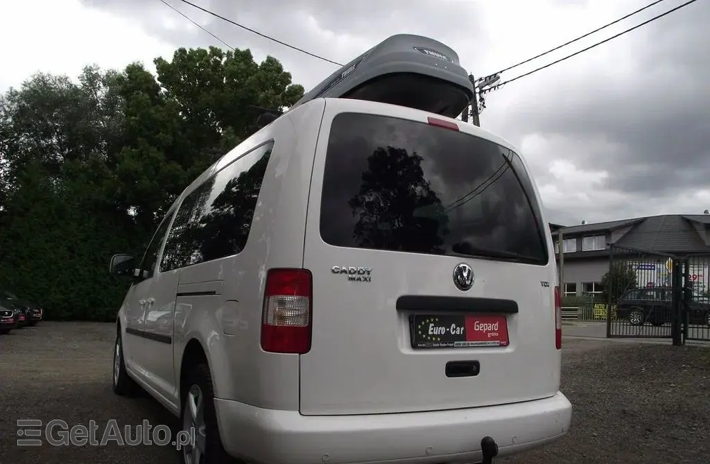 VOLKSWAGEN Caddy 