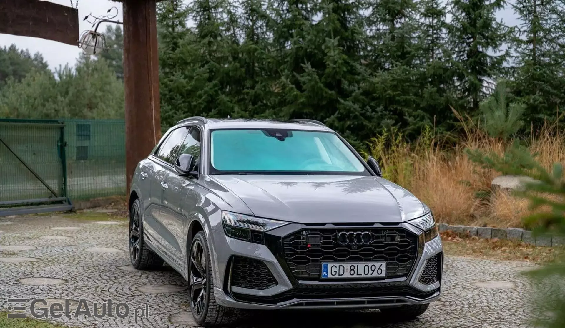 AUDI RS Q8 