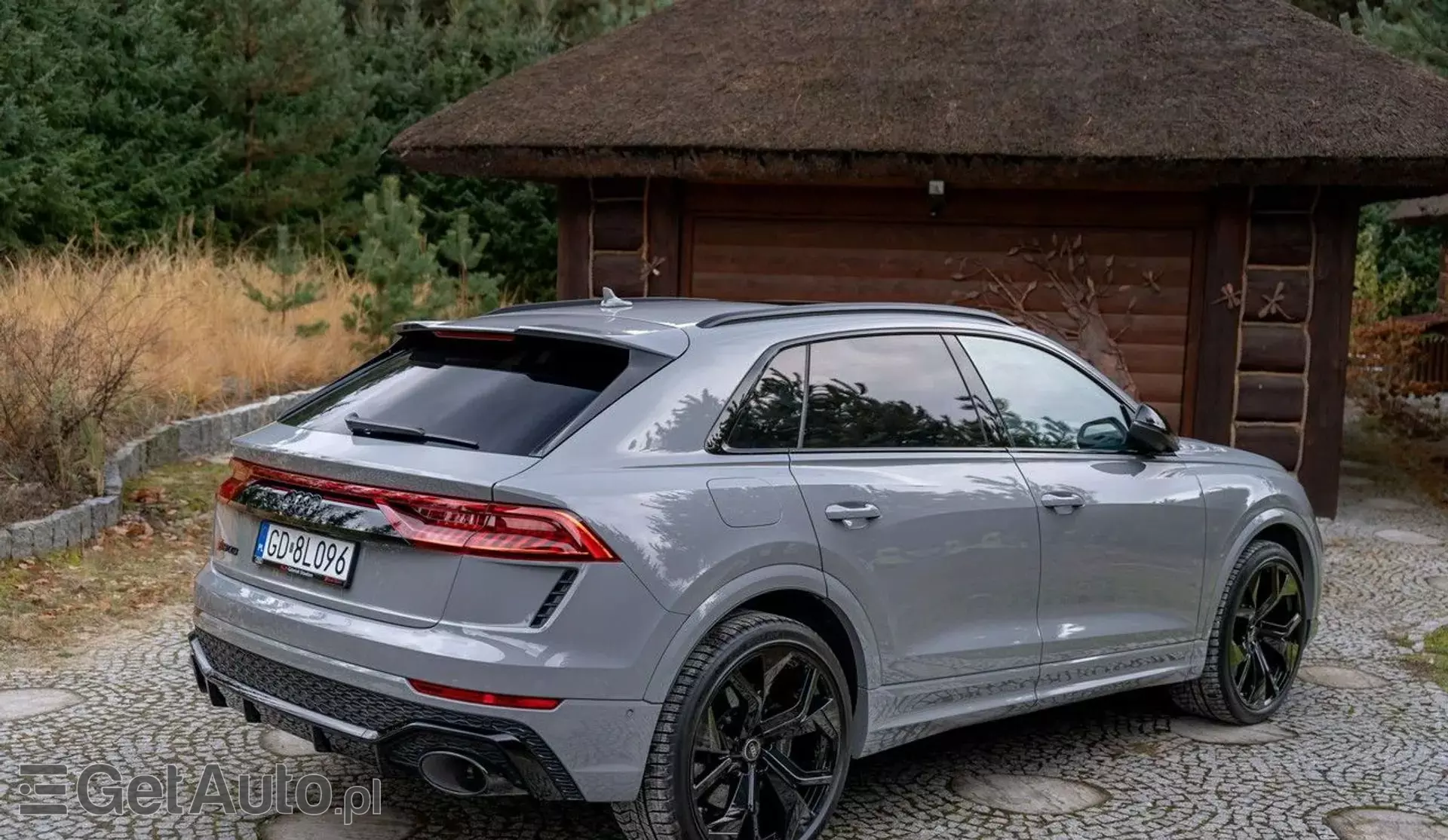 AUDI RS Q8 