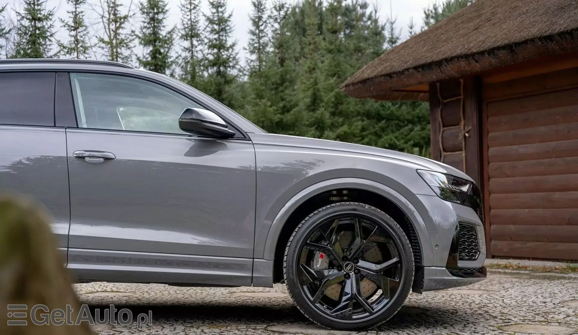 AUDI RS Q8 