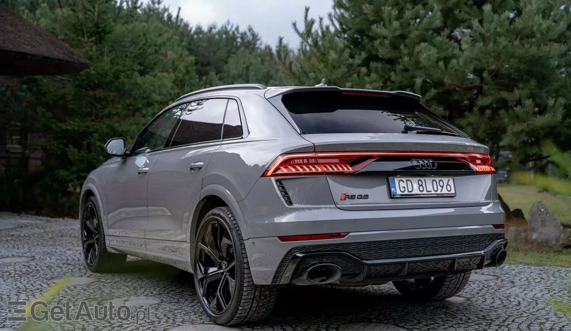 AUDI RS Q8 