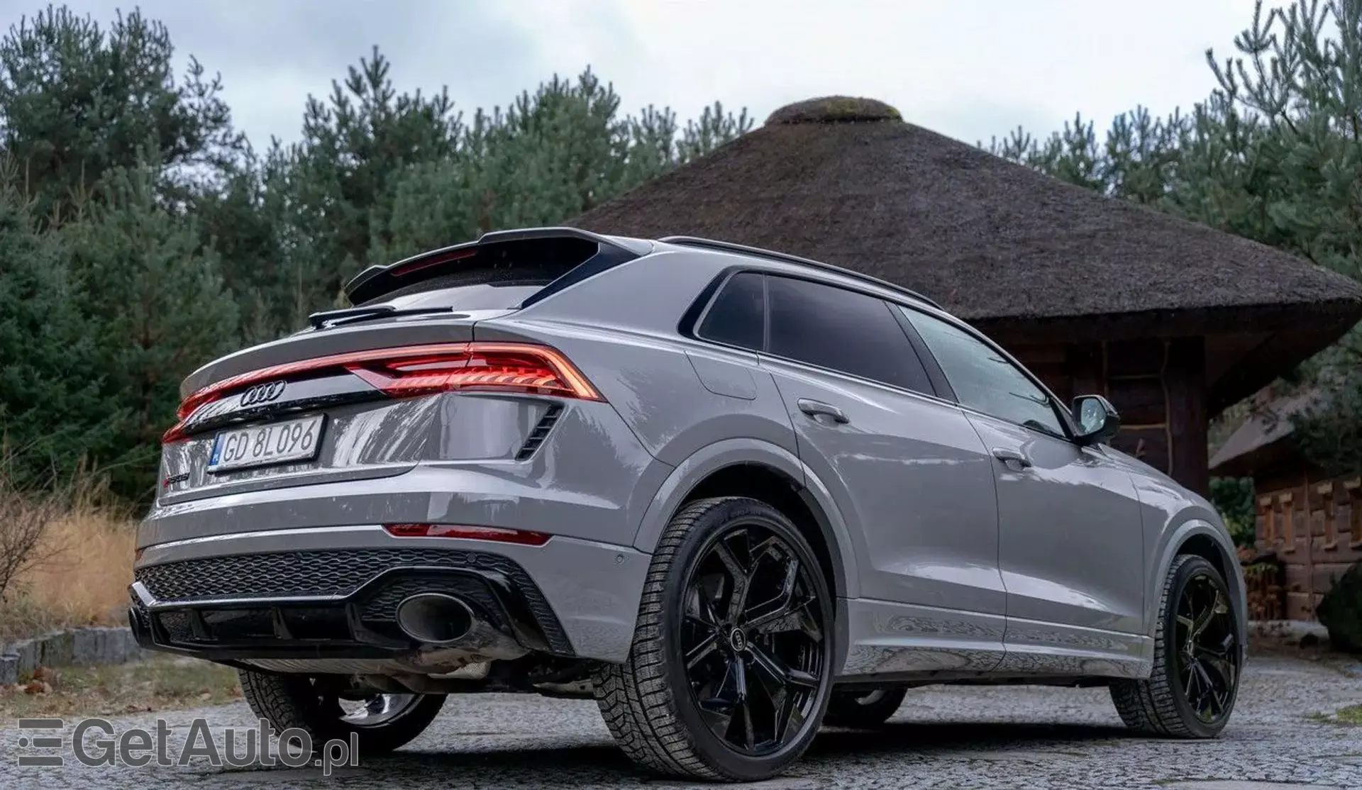 AUDI RS Q8 