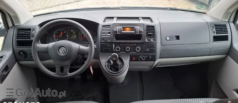 VOLKSWAGEN Transporter 
