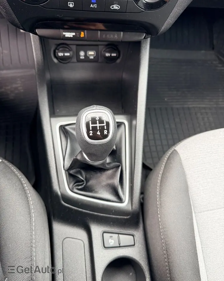 HYUNDAI I20 Blue 1.2 Advantage