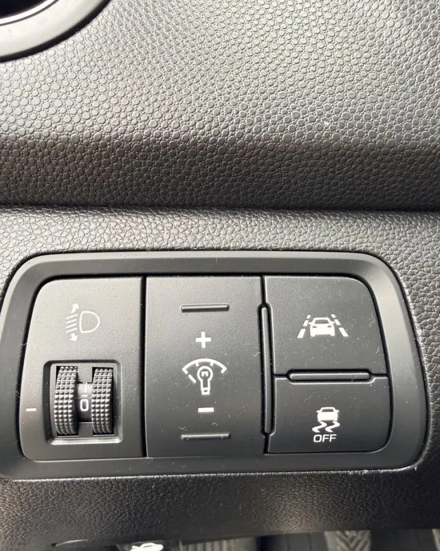 HYUNDAI I20 Blue 1.2 Advantage